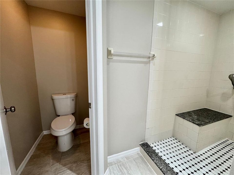 出租: $2,200 (2 贝兹, 2 浴室, 1475 平方英尺)