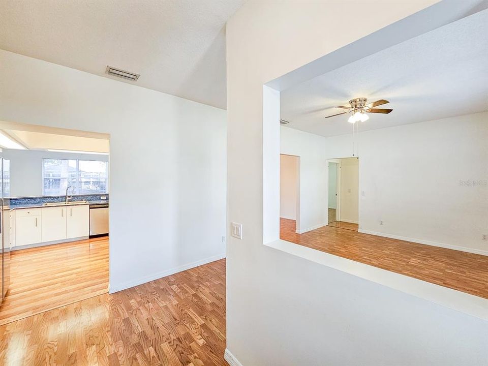 For Sale: $315,000 (3 beds, 2 baths, 1807 Square Feet)