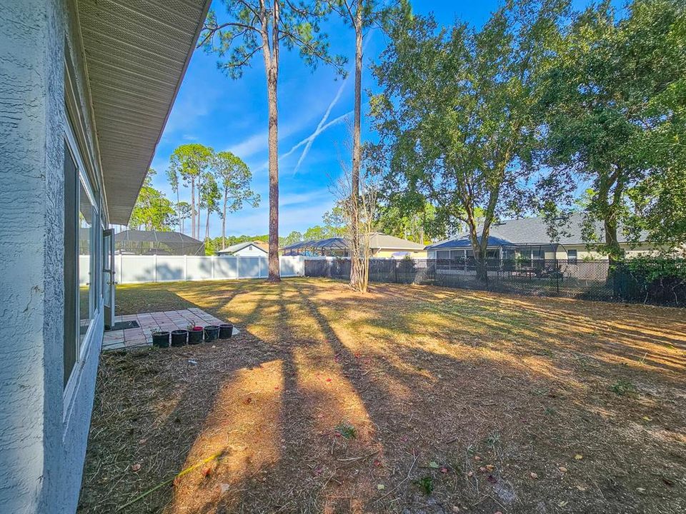 For Sale: $315,000 (3 beds, 2 baths, 1807 Square Feet)