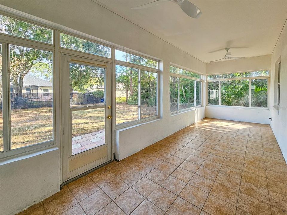 For Sale: $315,000 (3 beds, 2 baths, 1807 Square Feet)