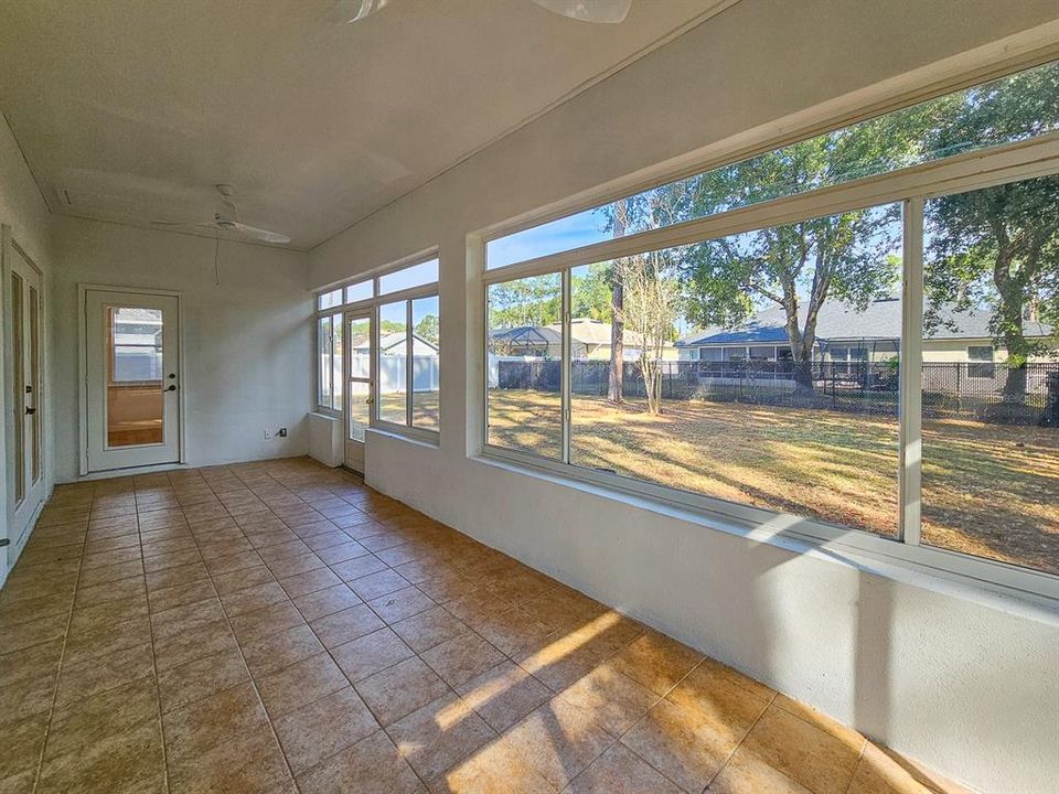 For Sale: $315,000 (3 beds, 2 baths, 1807 Square Feet)