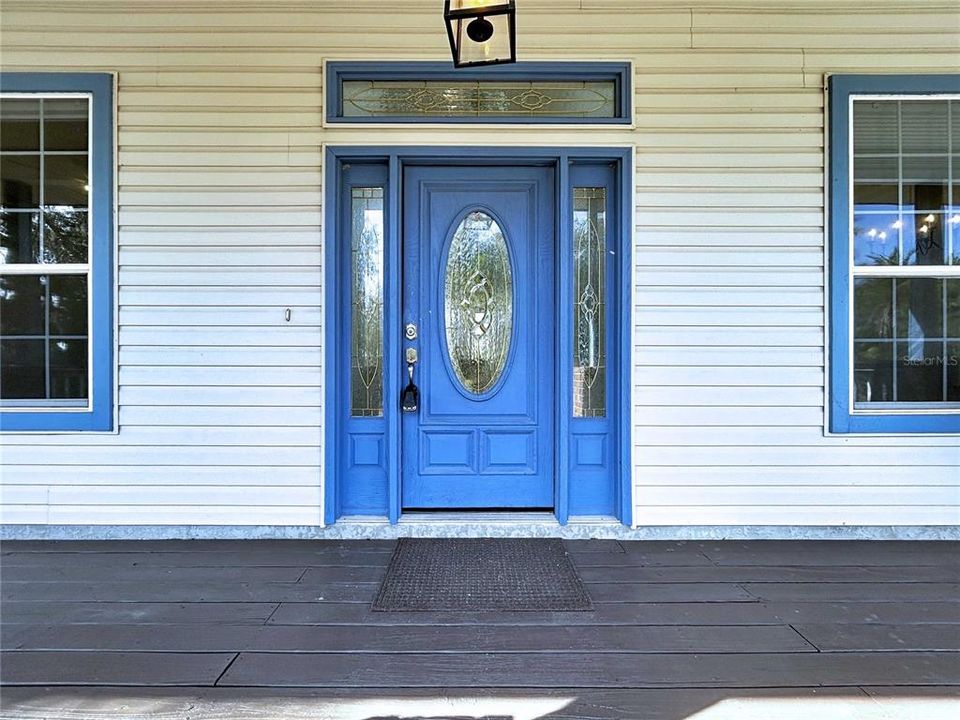 出租: $4,200 (4 贝兹, 3 浴室, 2460 平方英尺)