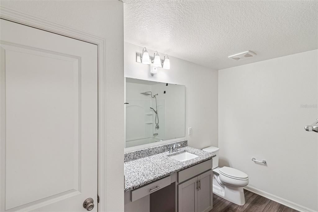 На продажу: $465,000 (4 спален, 2 ванн, 2187 Квадратных фут)