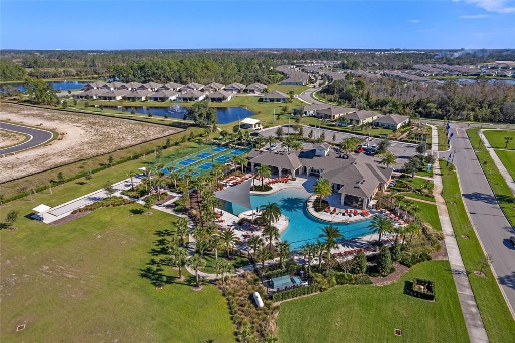 На продажу: $465,000 (4 спален, 2 ванн, 2187 Квадратных фут)