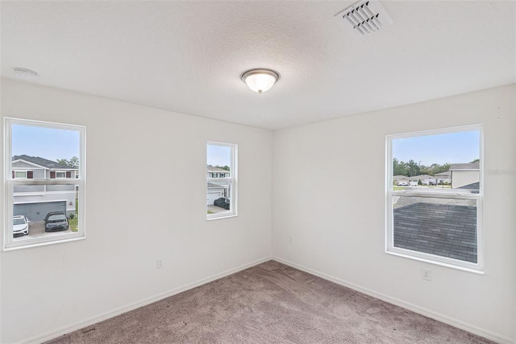 На продажу: $465,000 (4 спален, 2 ванн, 2187 Квадратных фут)