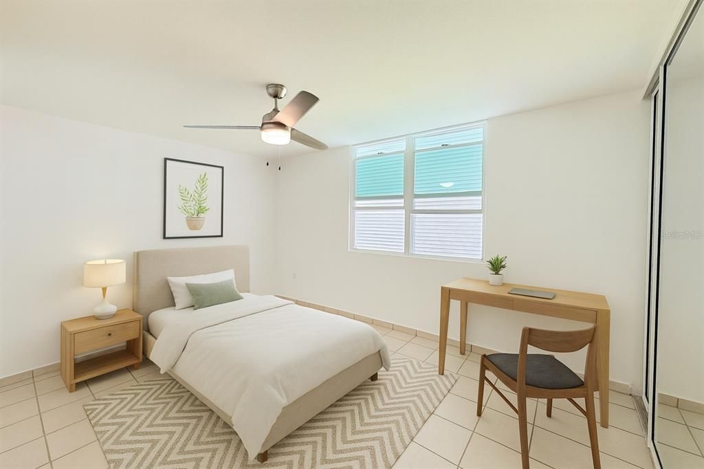 En Venta: $495,000 (4 camas, 2 baños, 2200 Pies cuadrados)