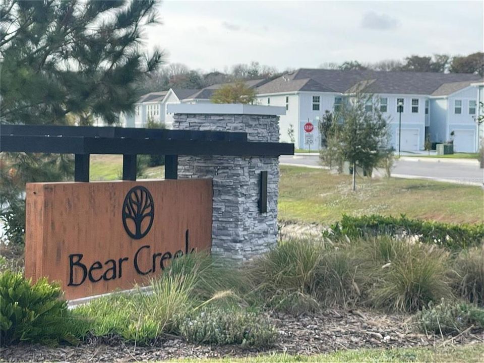 На продажу: $269,900 (3 спален, 2 ванн, 1432 Квадратных фут)