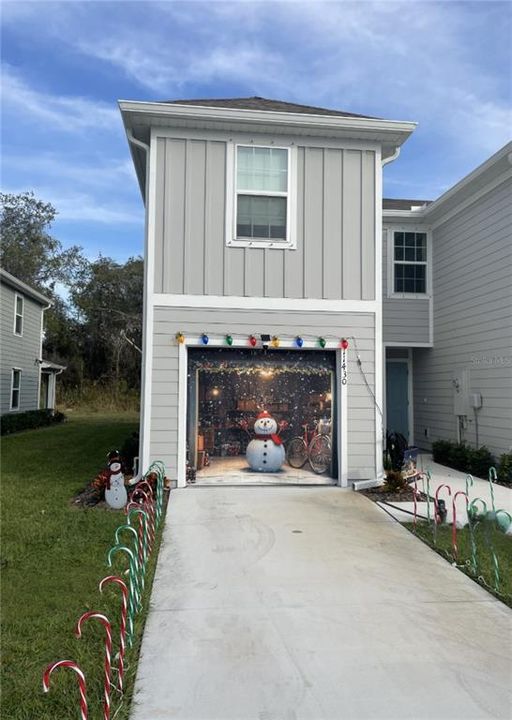 На продажу: $269,900 (3 спален, 2 ванн, 1432 Квадратных фут)