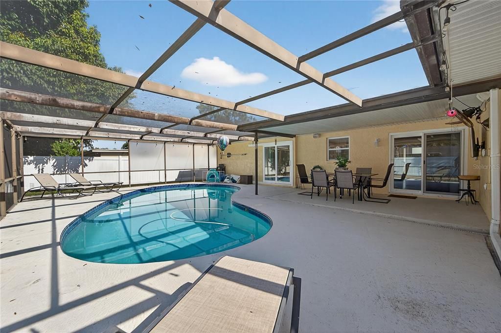 En Venta: $539,000 (3 camas, 2 baños, 1481 Pies cuadrados)