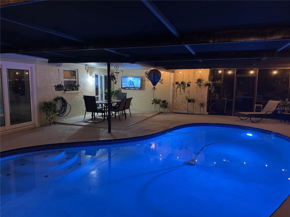 En Venta: $539,000 (3 camas, 2 baños, 1481 Pies cuadrados)