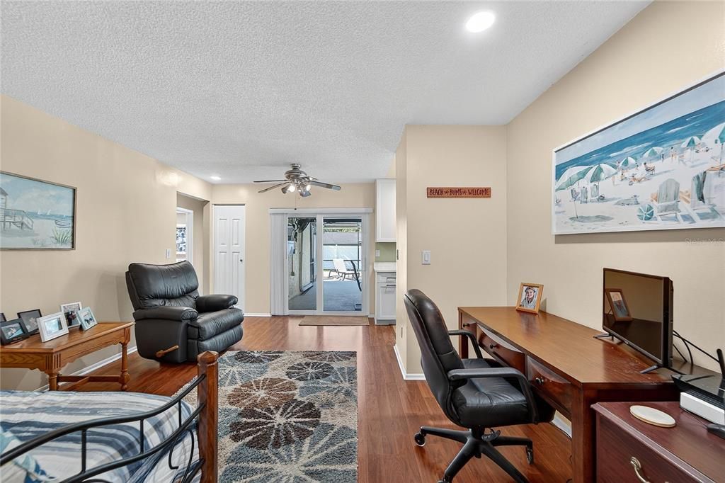 En Venta: $539,000 (3 camas, 2 baños, 1481 Pies cuadrados)