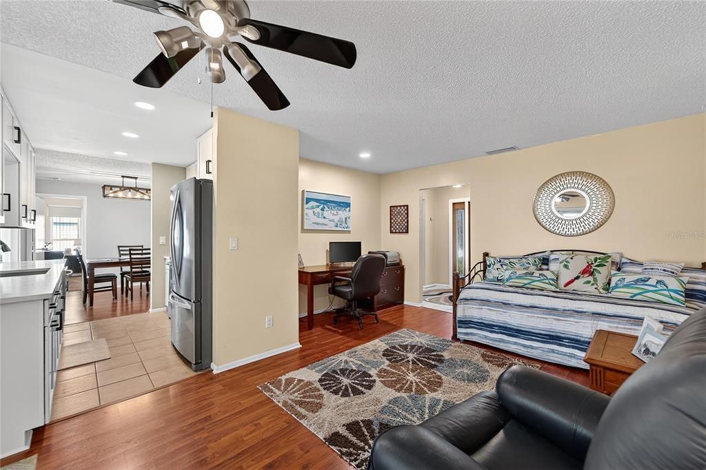 En Venta: $539,000 (3 camas, 2 baños, 1481 Pies cuadrados)