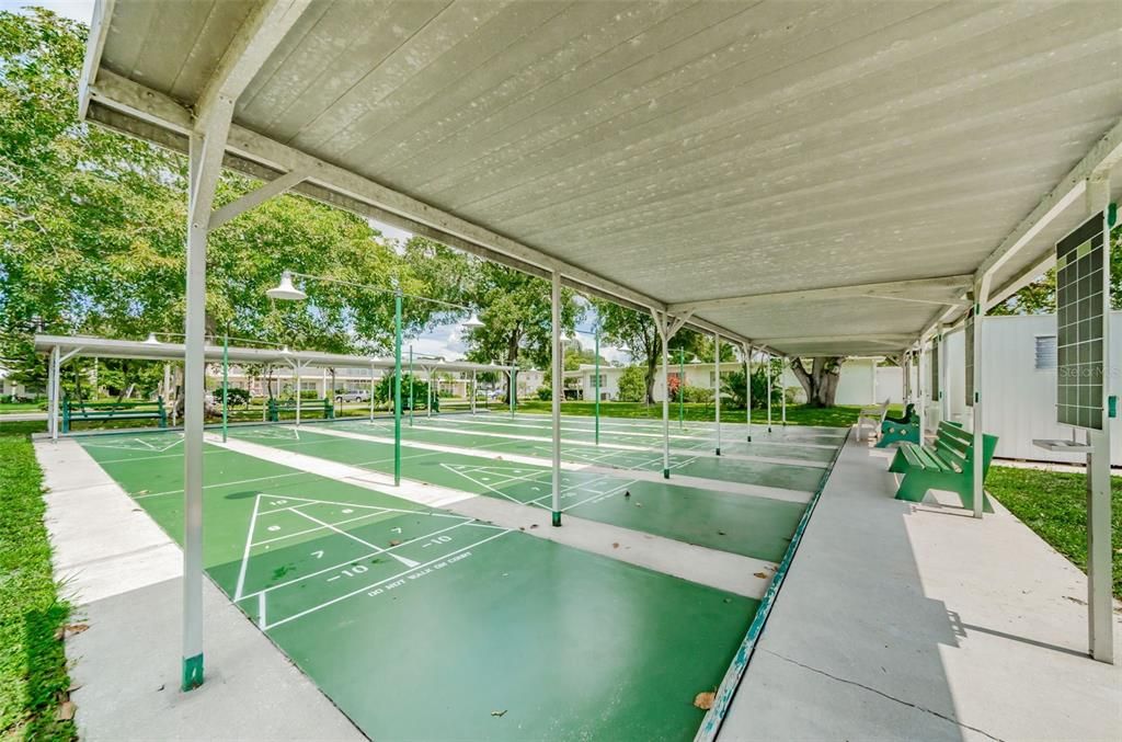 For Sale: $117,000 (2 beds, 2 baths, 875 Square Feet)