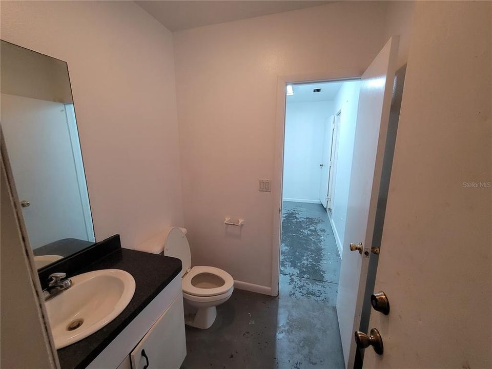 For Rent: $2,650 (4 beds, 3 baths, 1992 Square Feet)