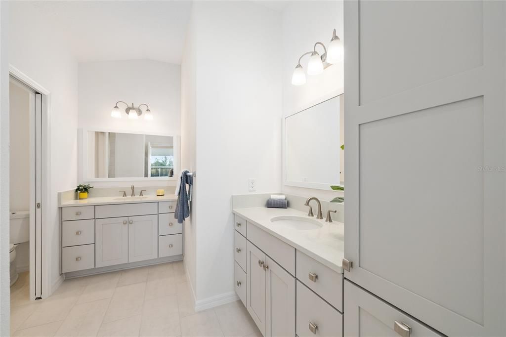 En Venta: $539,900 (3 camas, 2 baños, 1959 Pies cuadrados)