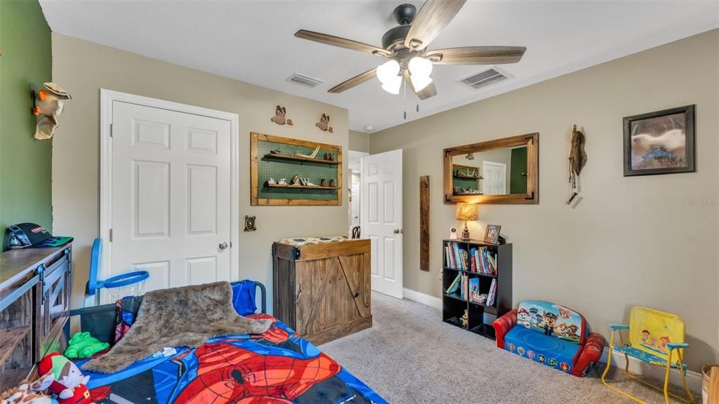 待售: $239,000 (3 贝兹, 2 浴室, 1193 平方英尺)