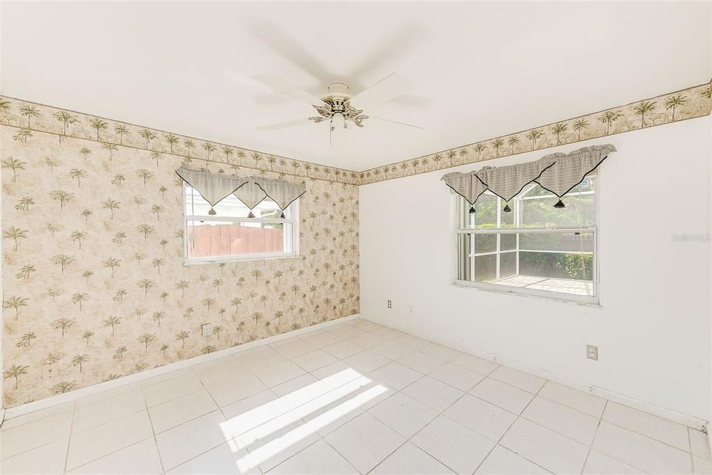 For Sale: $597,000 (3 beds, 2 baths, 1626 Square Feet)