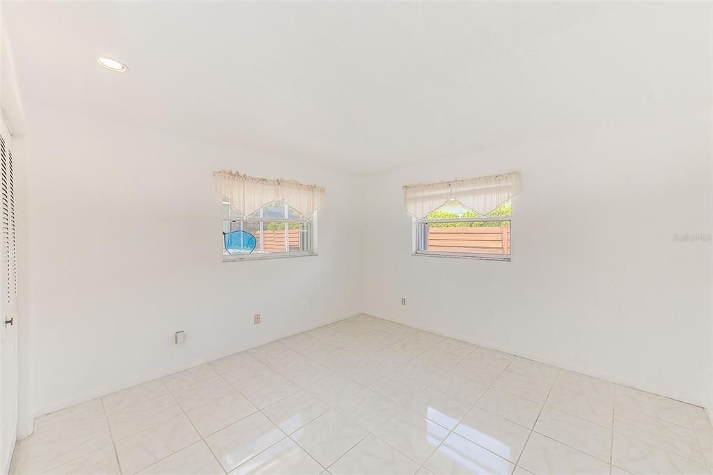 For Sale: $597,000 (3 beds, 2 baths, 1626 Square Feet)