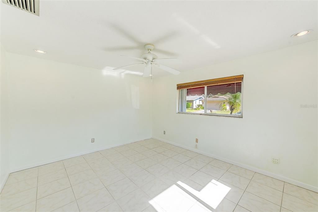 For Sale: $597,000 (3 beds, 2 baths, 1626 Square Feet)