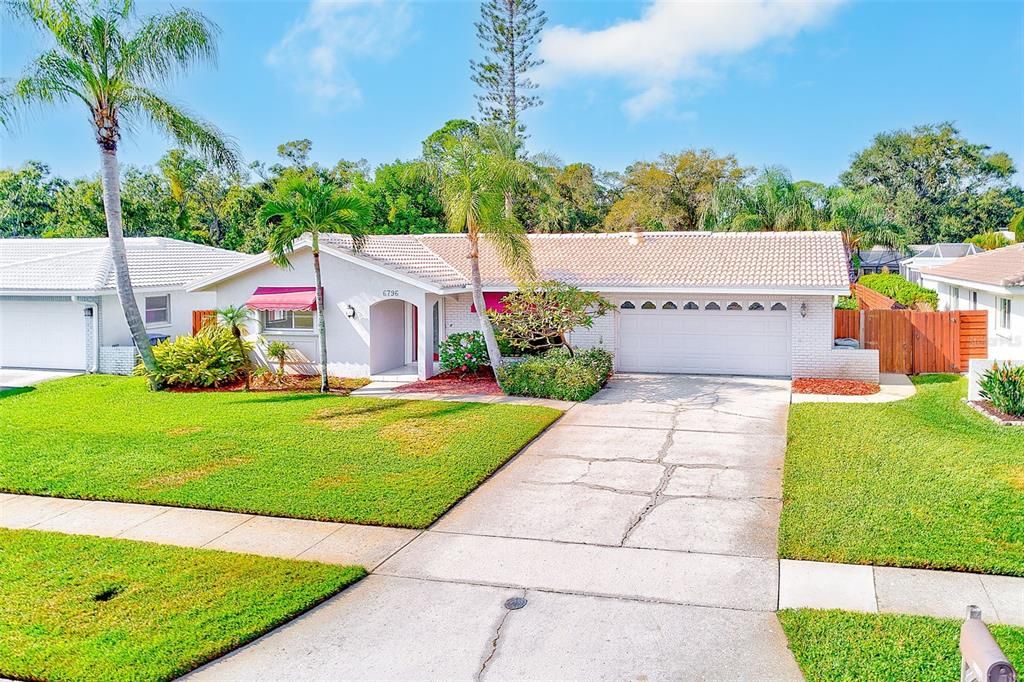 For Sale: $597,000 (3 beds, 2 baths, 1626 Square Feet)