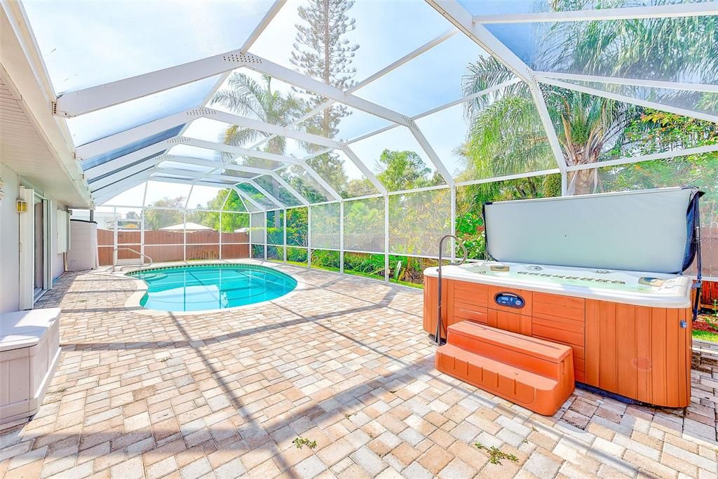 For Sale: $597,000 (3 beds, 2 baths, 1626 Square Feet)