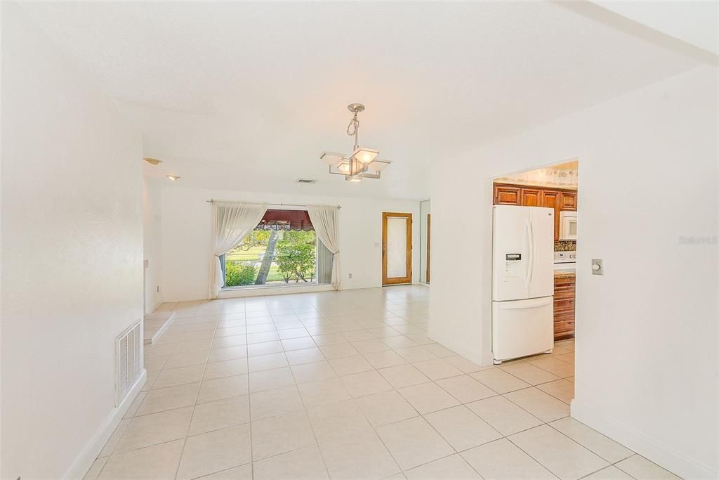 For Sale: $597,000 (3 beds, 2 baths, 1626 Square Feet)