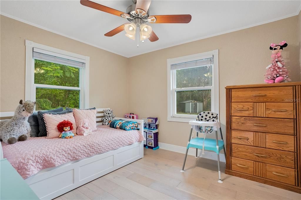 На продажу: $365,000 (3 спален, 2 ванн, 1794 Квадратных фут)