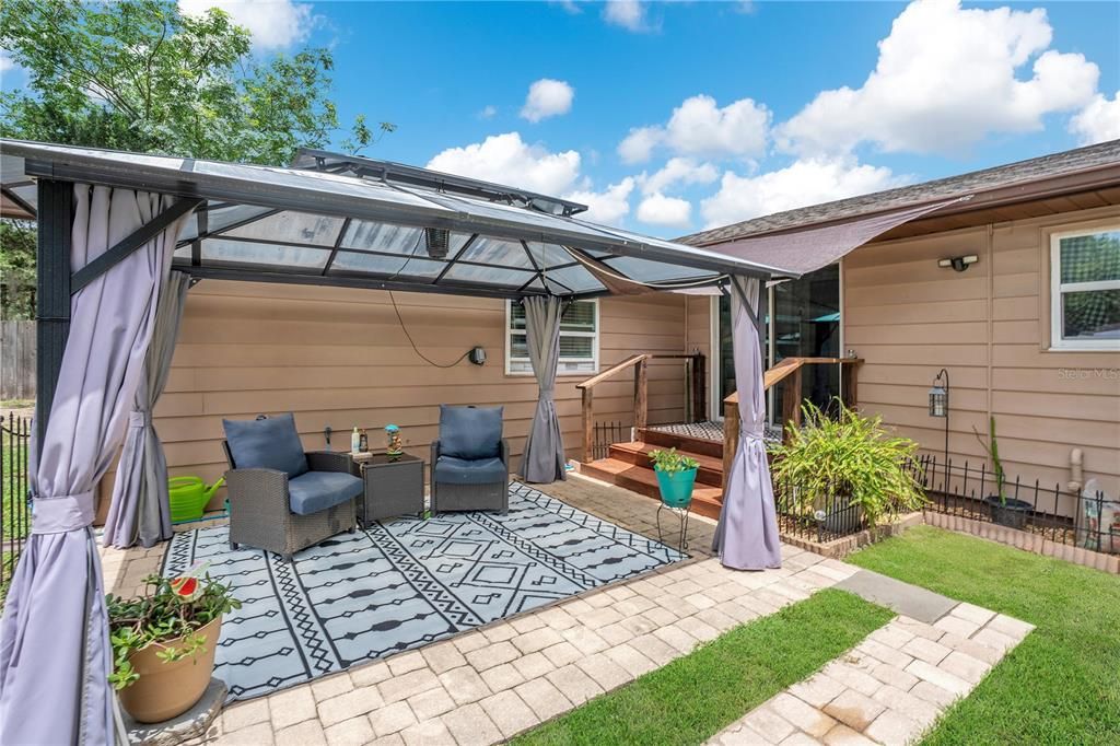 На продажу: $365,000 (3 спален, 2 ванн, 1794 Квадратных фут)