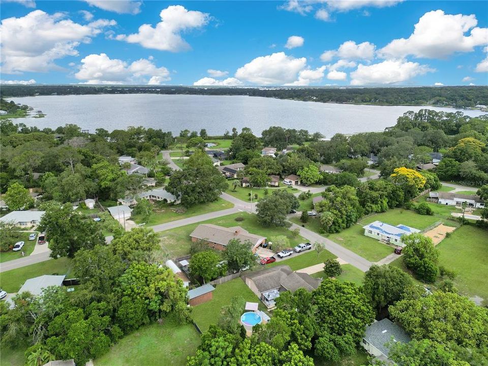 На продажу: $365,000 (3 спален, 2 ванн, 1794 Квадратных фут)