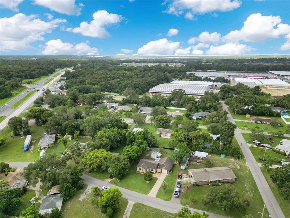 На продажу: $365,000 (3 спален, 2 ванн, 1794 Квадратных фут)