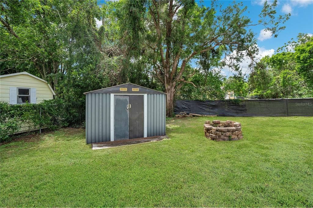 На продажу: $365,000 (3 спален, 2 ванн, 1794 Квадратных фут)