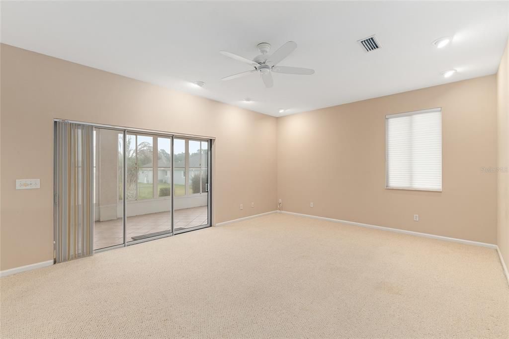 出租: $1,980 (2 贝兹, 2 浴室, 1733 平方英尺)