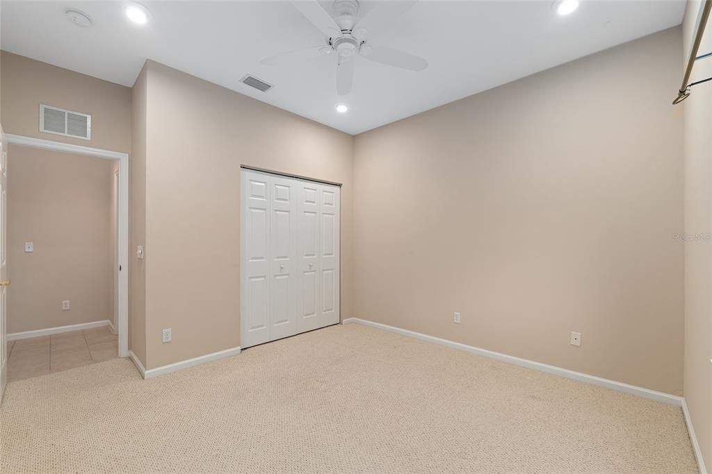 出租: $1,980 (2 贝兹, 2 浴室, 1733 平方英尺)