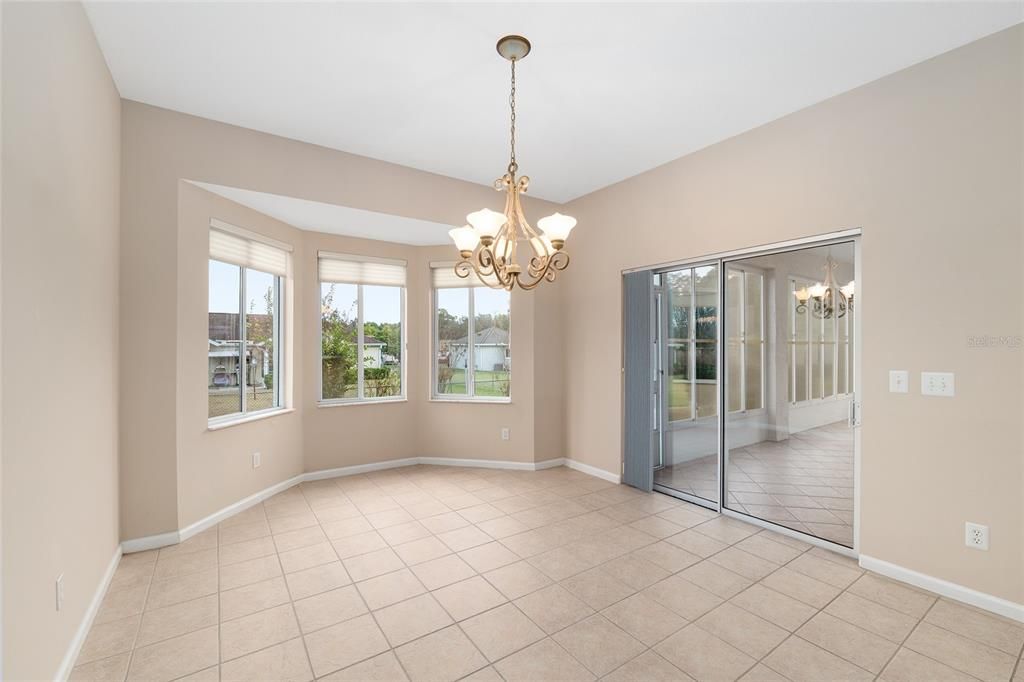 出租: $1,980 (2 贝兹, 2 浴室, 1733 平方英尺)