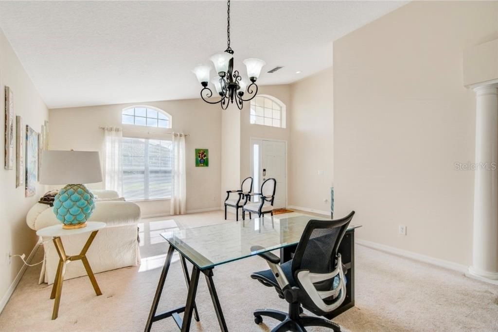 For Rent: $800 (1 beds, 1 baths, 300 Square Feet)