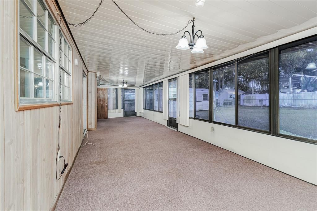 For Sale: $242,500 (3 beds, 2 baths, 1515 Square Feet)