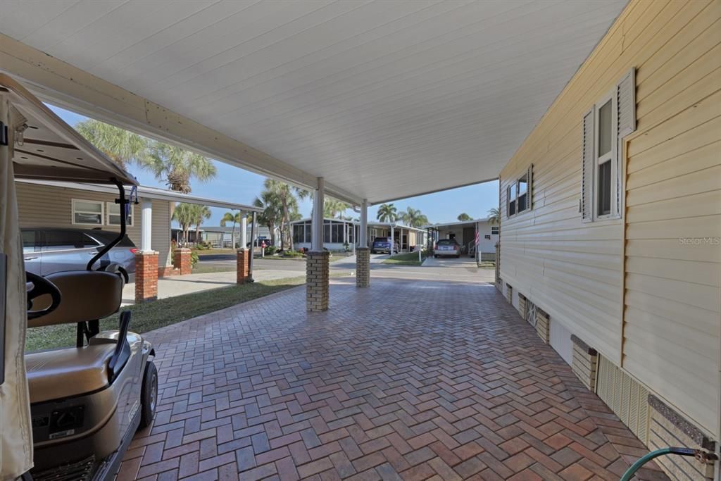 For Sale: $225,000 (2 beds, 2 baths, 1202 Square Feet)