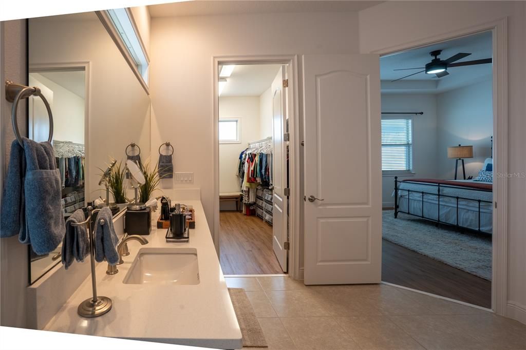 For Sale: $570,000 (4 beds, 2 baths, 2081 Square Feet)