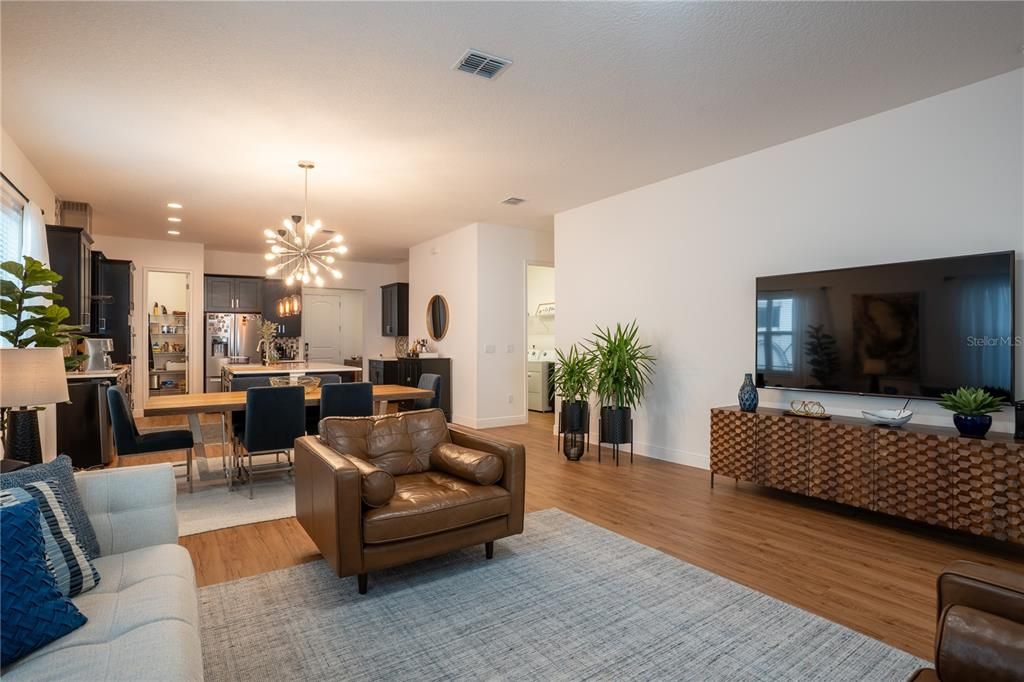 For Sale: $570,000 (4 beds, 2 baths, 2081 Square Feet)