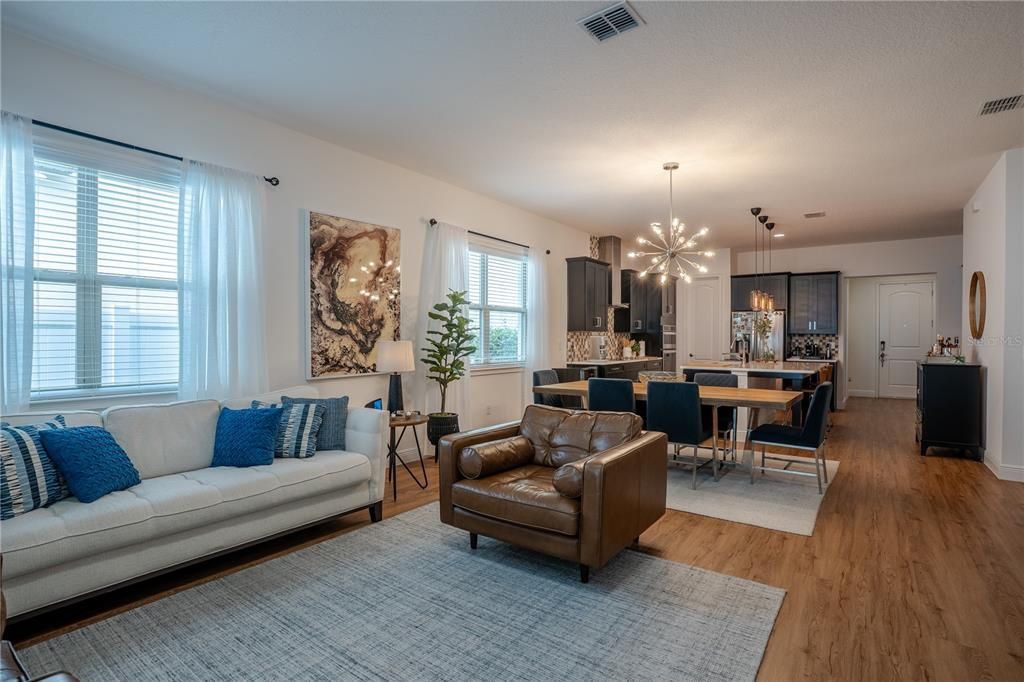 For Sale: $570,000 (4 beds, 2 baths, 2081 Square Feet)