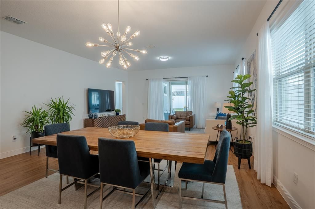 For Sale: $570,000 (4 beds, 2 baths, 2081 Square Feet)