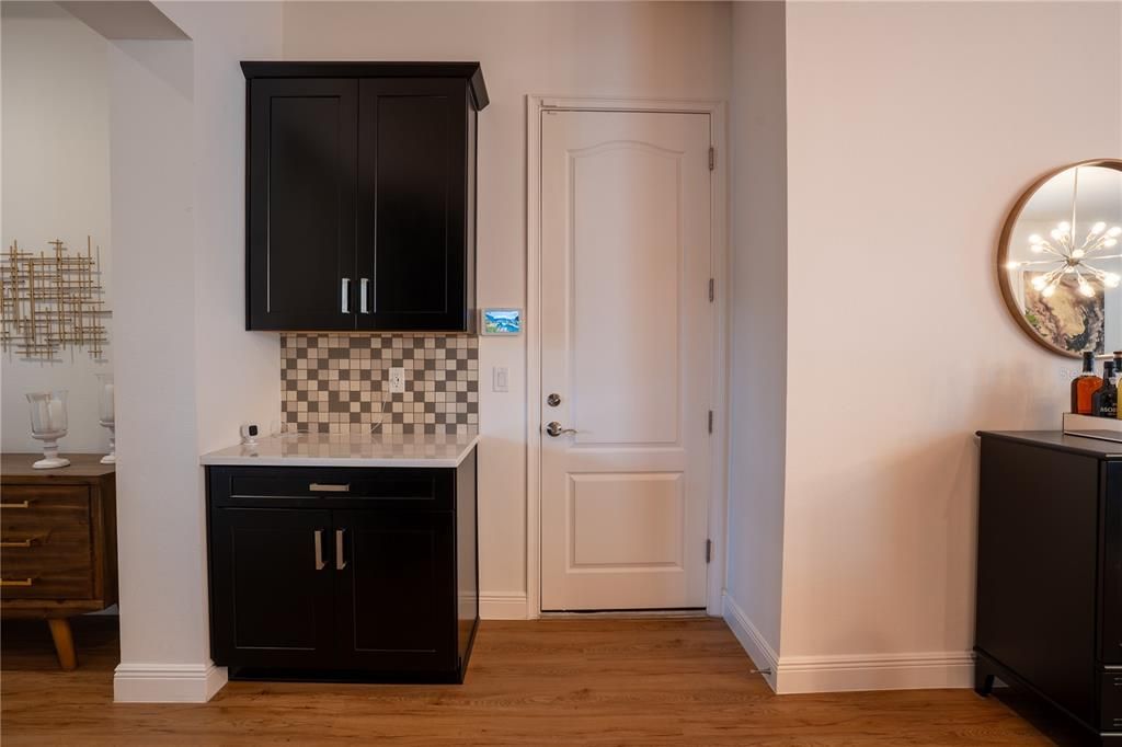 For Sale: $570,000 (4 beds, 2 baths, 2081 Square Feet)