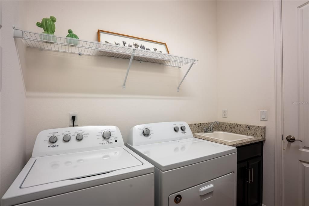 For Sale: $570,000 (4 beds, 2 baths, 2081 Square Feet)