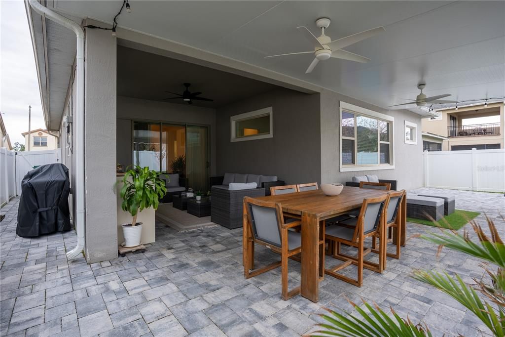 For Sale: $570,000 (4 beds, 2 baths, 2081 Square Feet)