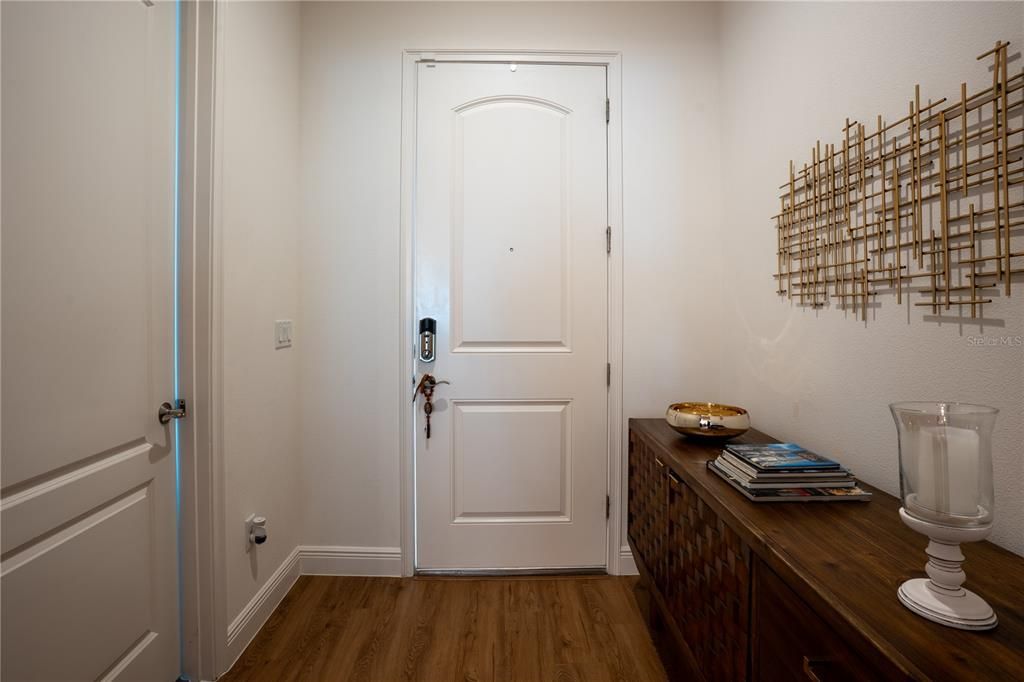 For Sale: $570,000 (4 beds, 2 baths, 2081 Square Feet)