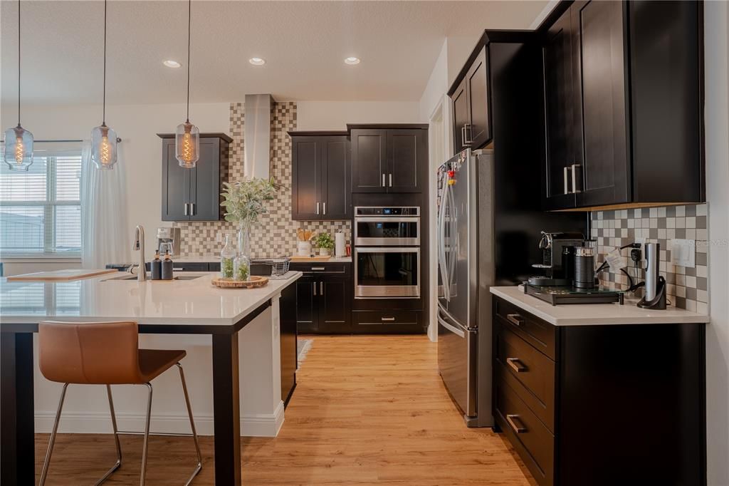 For Sale: $570,000 (4 beds, 2 baths, 2081 Square Feet)