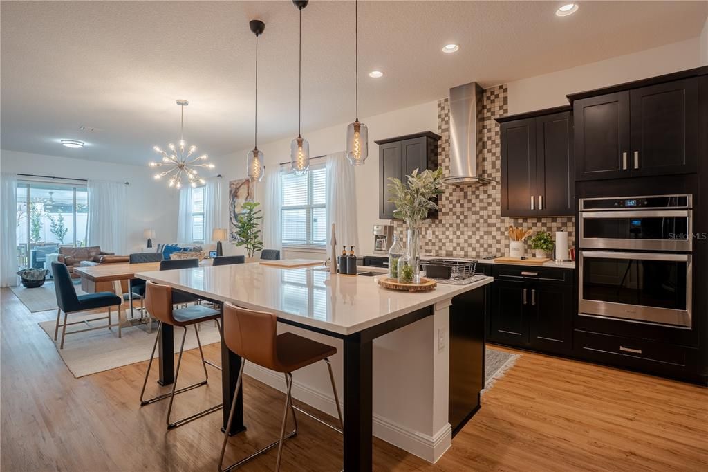 For Sale: $570,000 (4 beds, 2 baths, 2081 Square Feet)