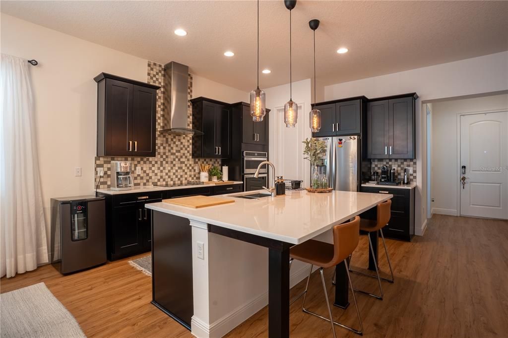 For Sale: $570,000 (4 beds, 2 baths, 2081 Square Feet)