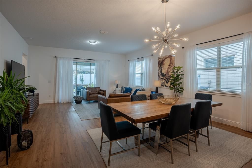 For Sale: $570,000 (4 beds, 2 baths, 2081 Square Feet)