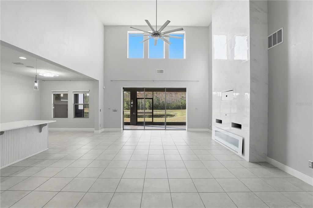 На продажу: $750,000 (4 спален, 3 ванн, 4084 Квадратных фут)